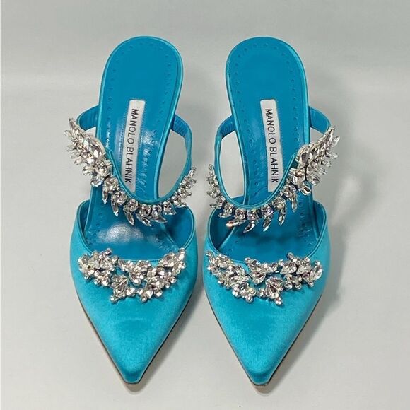 Manolo Blahnik Lurum 90 Embellished Satin Mules size 38 - Picture 2 of 13